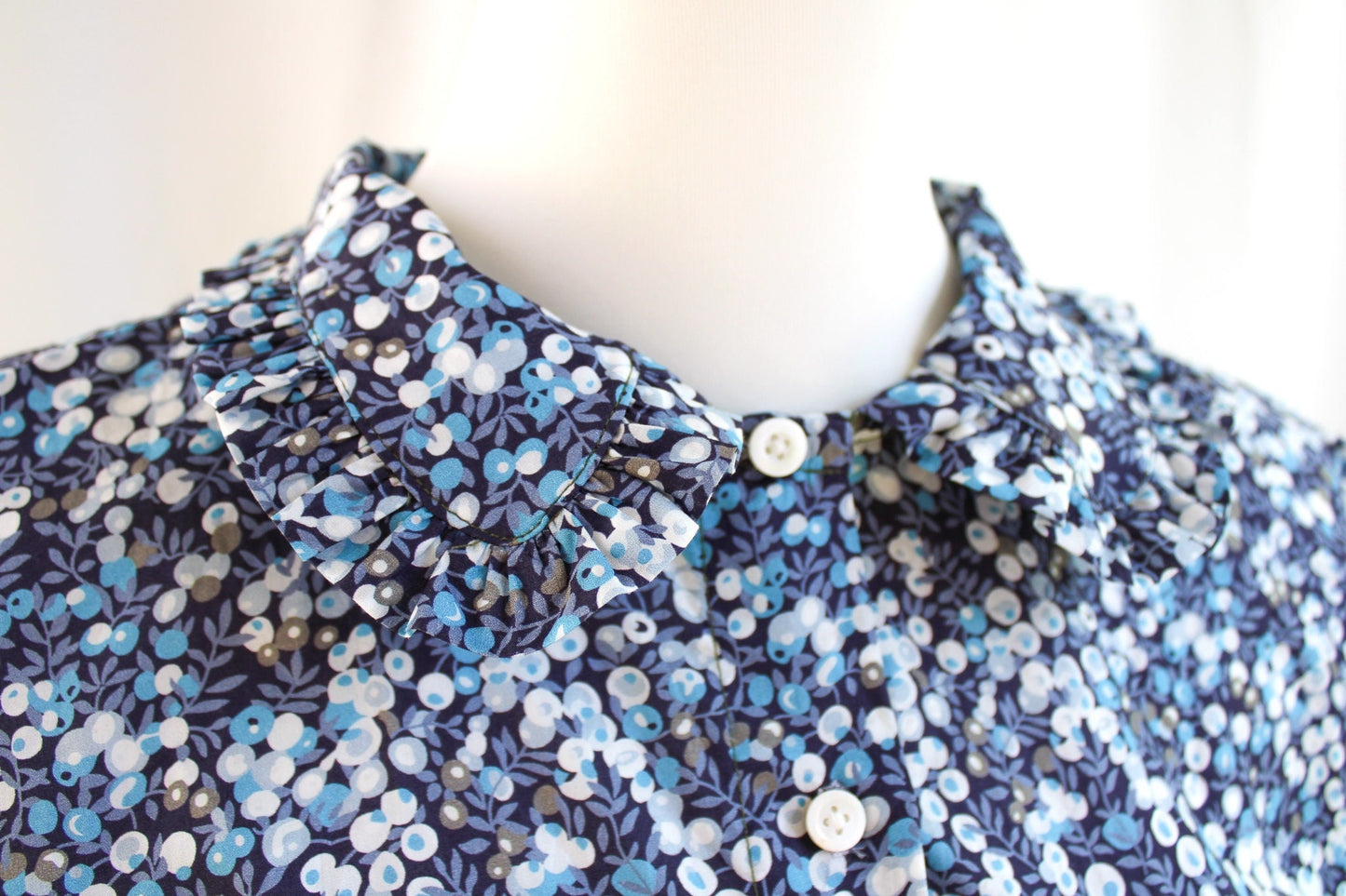 Liberty of London Woman Maxi Dress With Peter Pan Collar and Short Sleeves