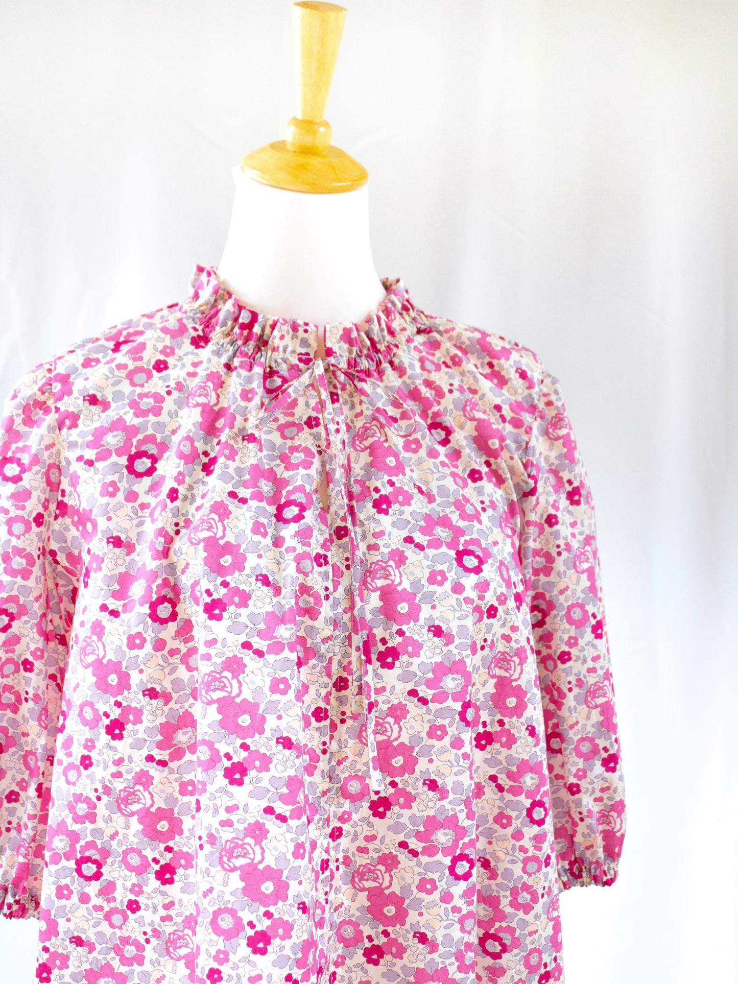 Ruffle Collar Blouse, Liberty London Blouse, Liberty Woman Clothing, 3/4 Sleeves Blouse, Ruffle Neck Top, Liberty Print Fabric, Liberty Top