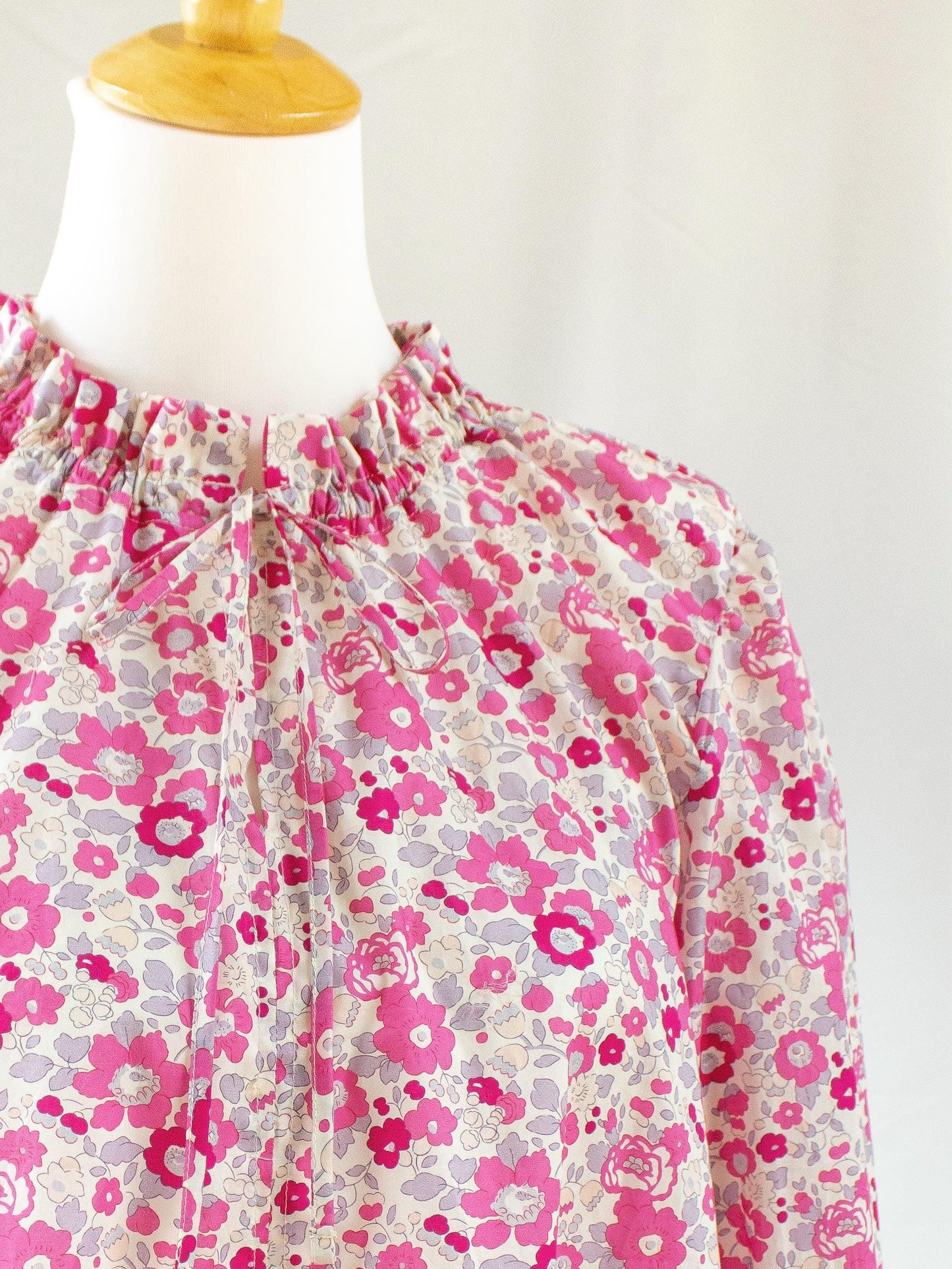 Ruffle Collar Blouse, Liberty London Blouse, Liberty Woman Clothing, 3/4 Sleeves Blouse, Ruffle Neck Top, Liberty Print Fabric, Liberty Top