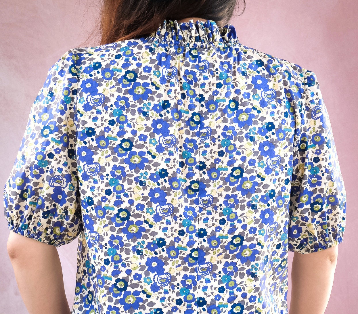 Liberty of London Woman Ruffle Collar Top With Short Sleeve