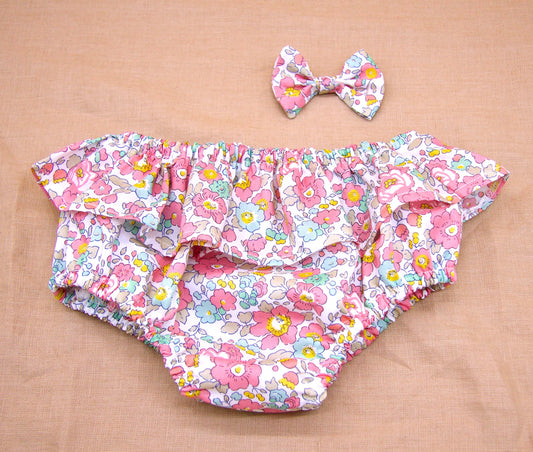 Liberty of London baby girl ruffle bloomers knickers nappy cover culottes organic cotton, floral animal print wedding baptism christening outfits first birthday new born gift eastern thanksgiving halloween Christmas home coming baby swim wear pants