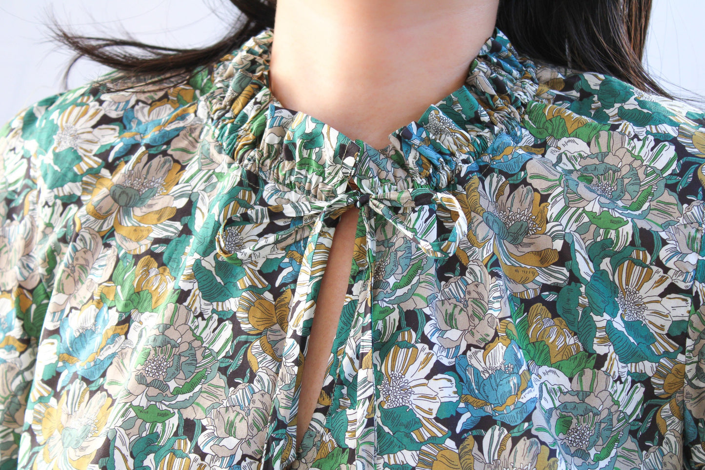 Liberty of London Woman Ruffle Collar Top With Short Sleeve