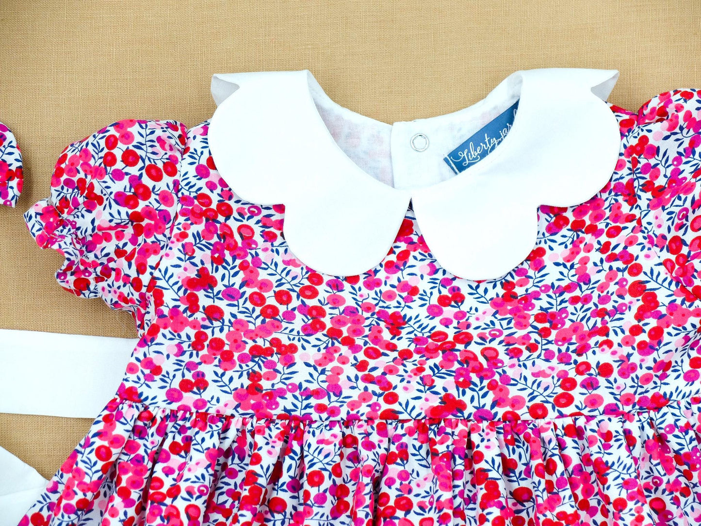 CHRISTMAS girl dress - Liberty of London Christmas dress - Christmas gift baby girls - Liberty cotton tana lawn - Short Sleeve Girl Dress