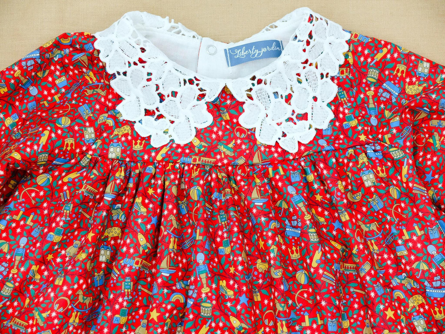 CHRISTMAS Liberty of London with Peter Pan Lace Collar and long sleeves