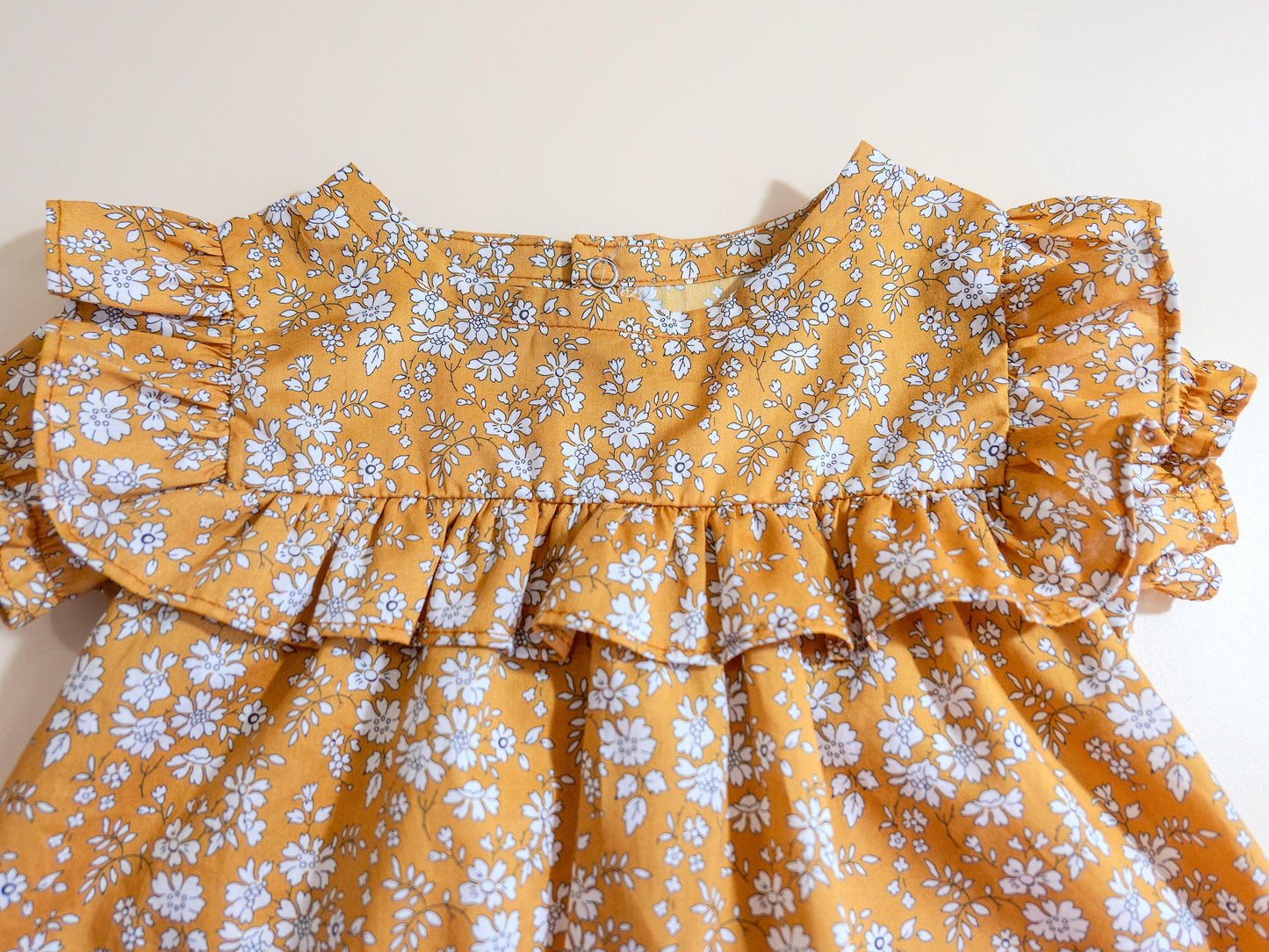 Liberty London Girl Smock Blouse Puffy Short Sleeve