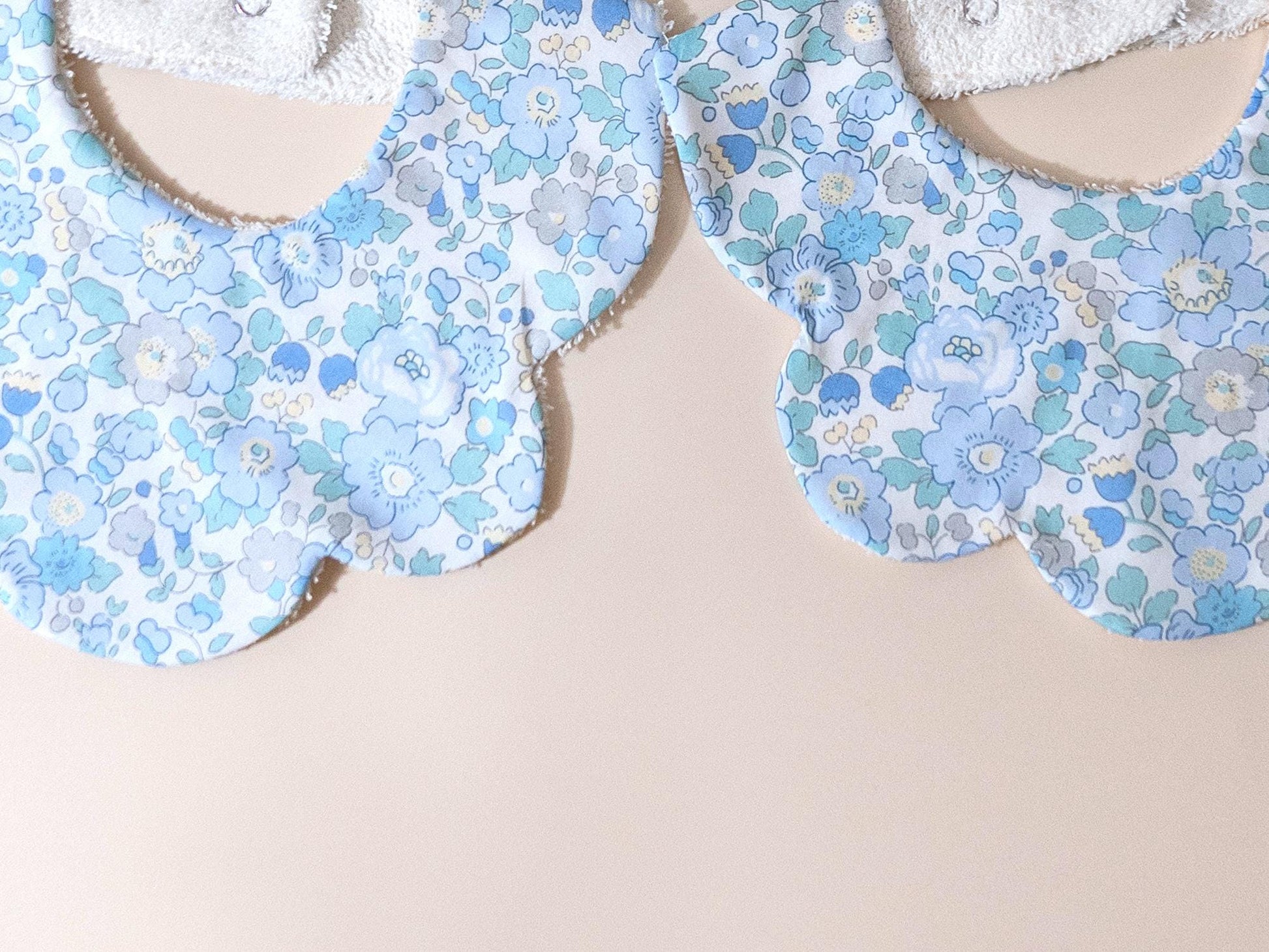 Liberty of London Baby Bib - Floral Print Baby Cotton Bib - New Born bib - Double Gauze bib - Liberty Baby Burp Cloth - Baby Shower Gift