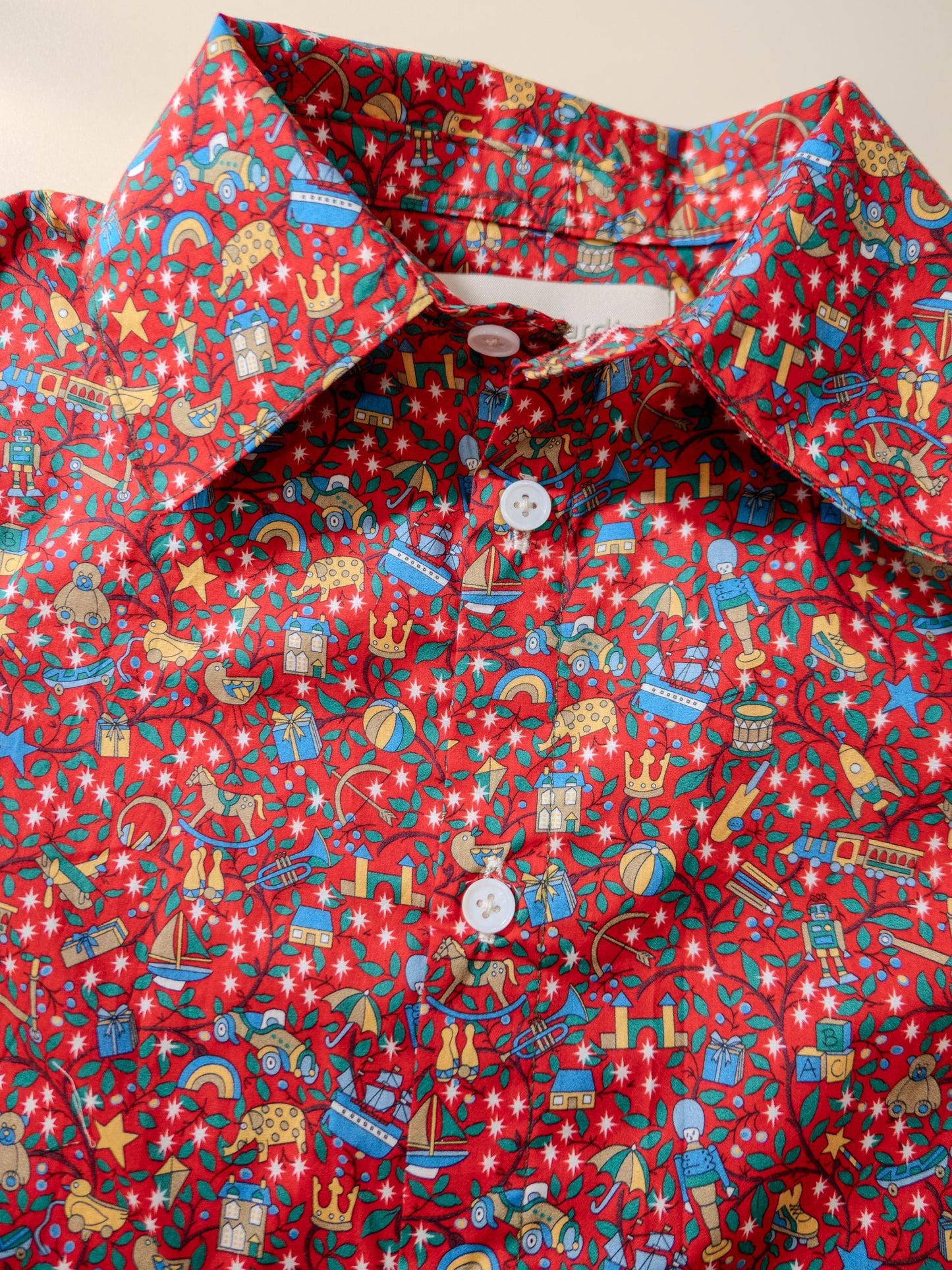 CHRISTMAS Liberty London Boy Shirt: Button Up, Short Sleeves