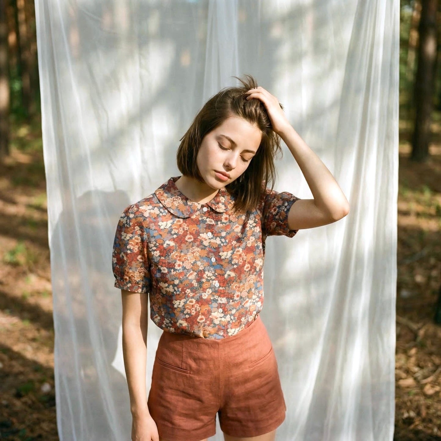 Sleeveless Liberty Woman Top: Ruffle Peter Pan Collar, Floral Print Blouse