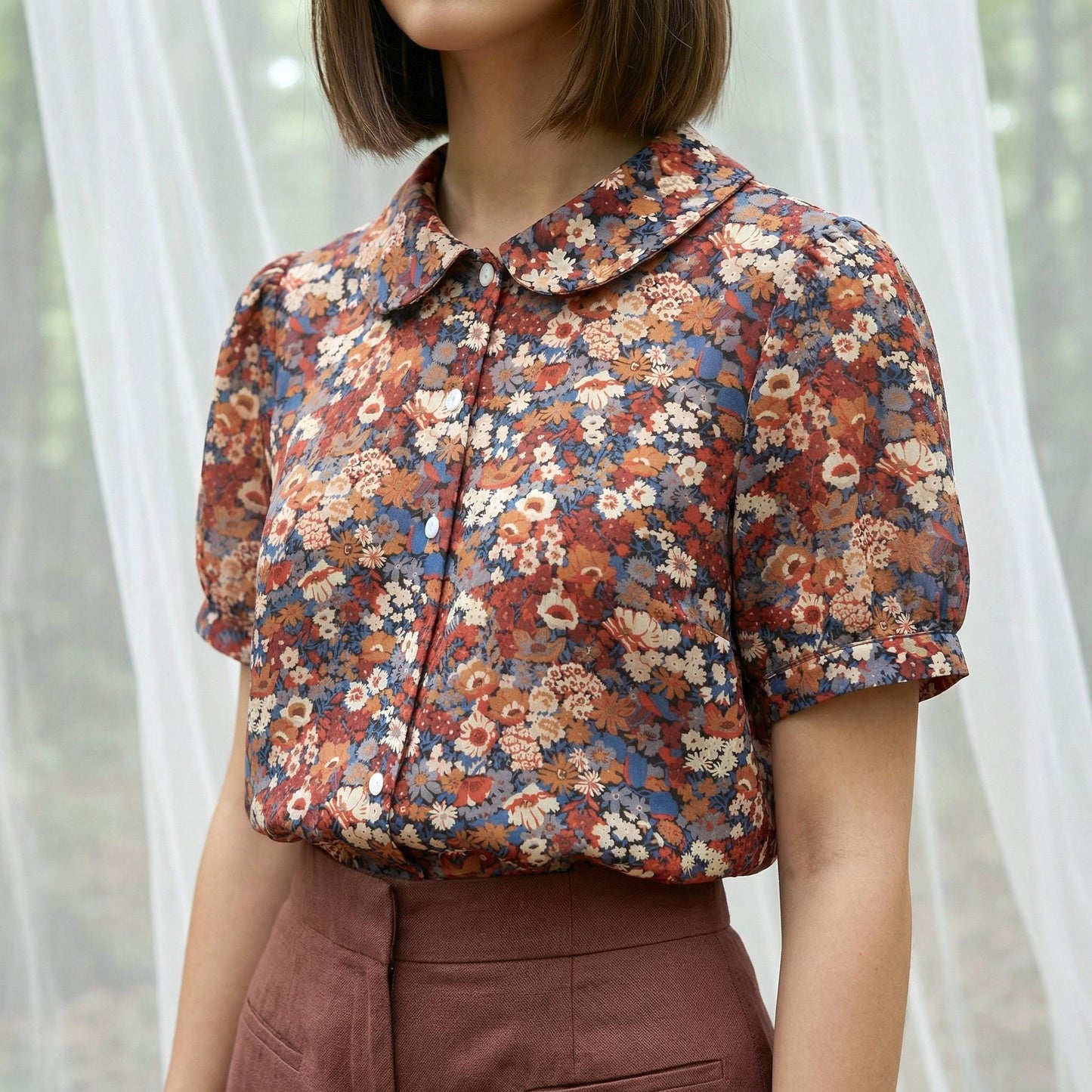 Sleeveless Liberty Woman Top: Ruffle Peter Pan Collar, Floral Print Blouse